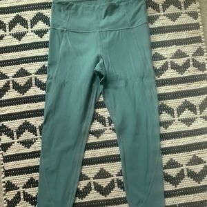 Athleta teal crop leggings